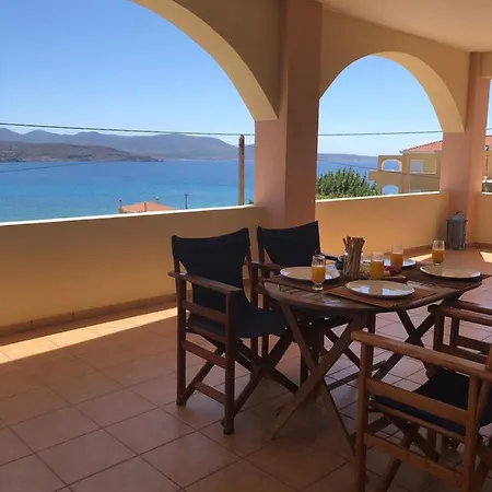 Seaside Serenity Appartement